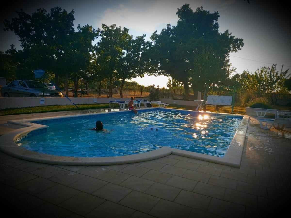 Kaja House Apartments Лозовац Екстер'єр фото