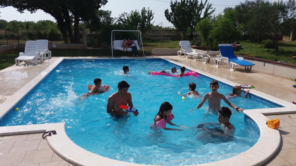 Kaja House Apartments Лозовац Екстер'єр фото