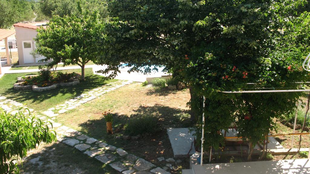 Kaja House Apartments Лозовац Екстер'єр фото
