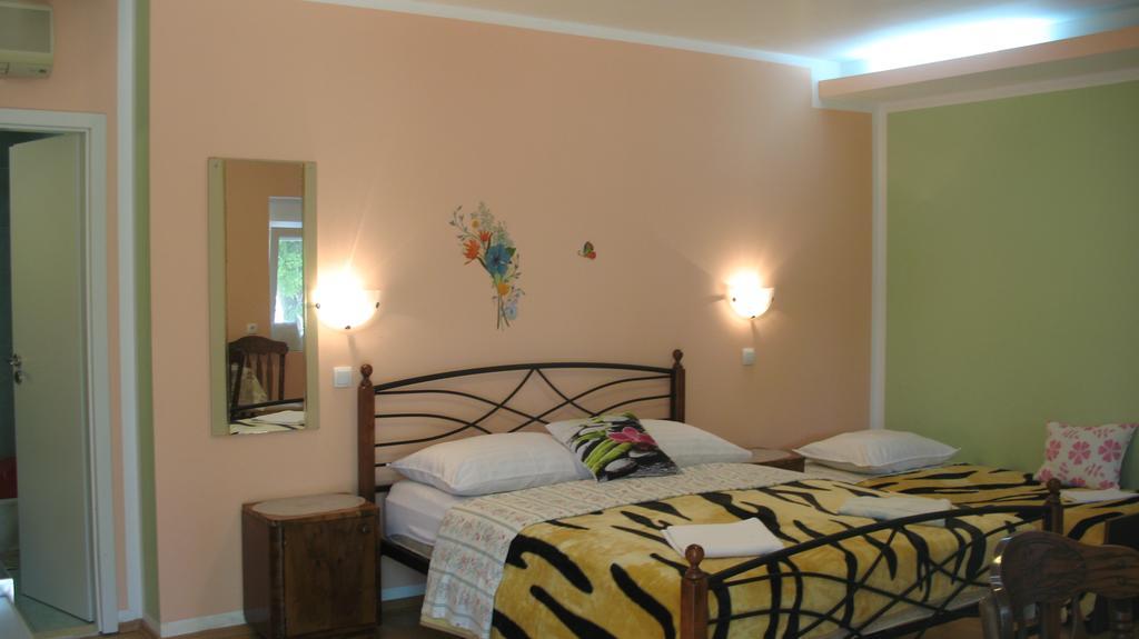 Kaja House Apartments Лозовац Екстер'єр фото