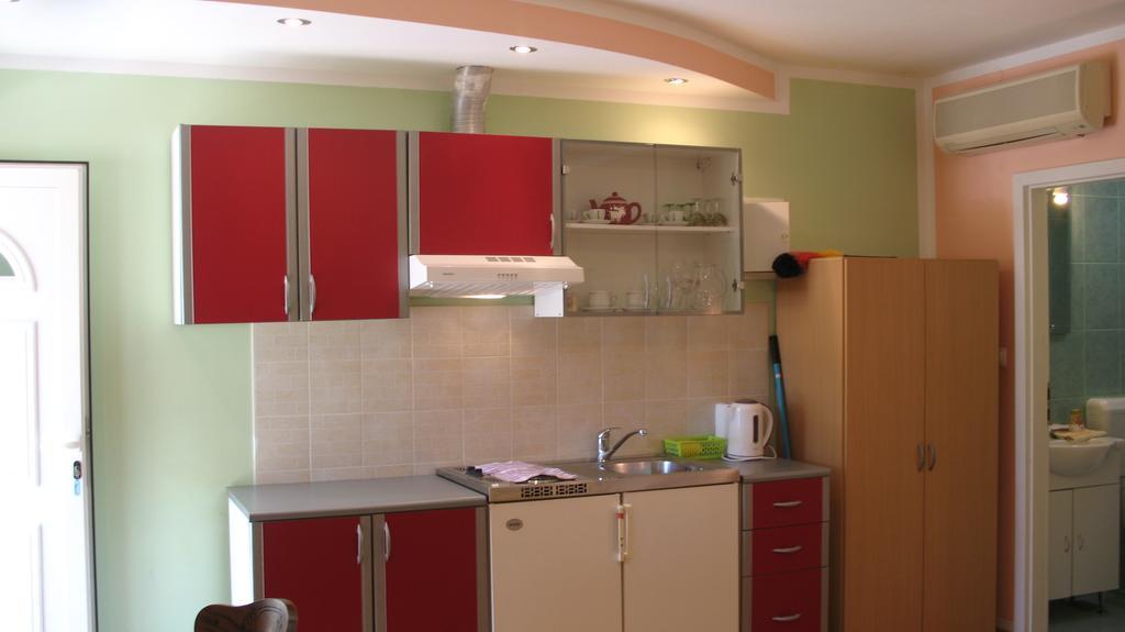Kaja House Apartments Лозовац Екстер'єр фото
